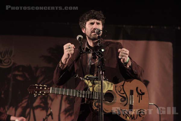 GRUFF RHYS - 2011-03-04 - PARIS - Cafe de la Danse - 